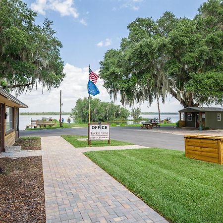 Idlewild Lodge And Rv Park Lake Panasoffkee المظهر الخارجي الصورة